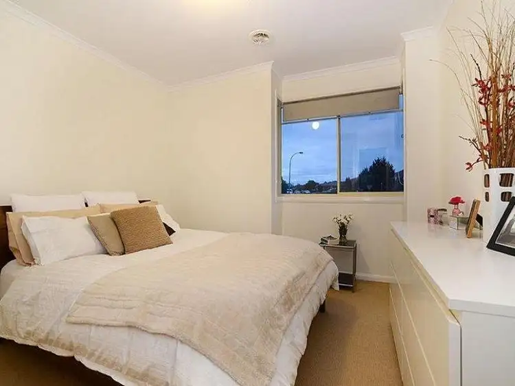 Sixth view of Homely unit listing, 9/28 Ozzimo Drive, Hillside VIC 3037