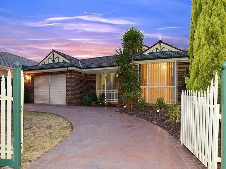 Second view of Homely house listing, 5 Muirs Court, Taylors Lakes VIC 3038