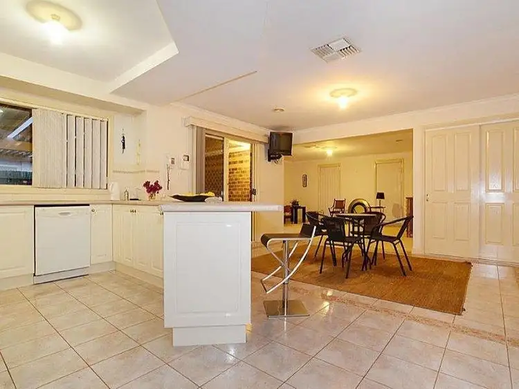 Fifth view of Homely house listing, 5 Muirs Court, Taylors Lakes VIC 3038