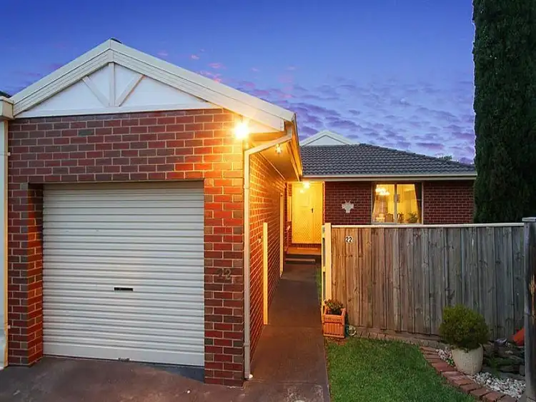 22 Village Avenue, Taylors Lakes VIC 3038