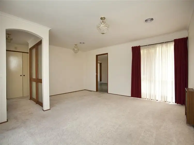 Fifth view of Homely house listing, 33 Angourie Crescent, Taylors Lakes VIC 3038