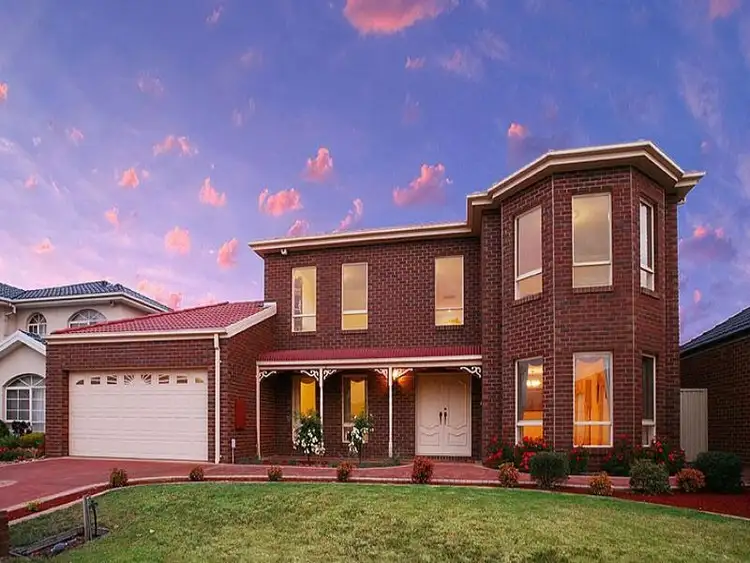 14 Bruce Way, Taylors Lakes VIC 3038