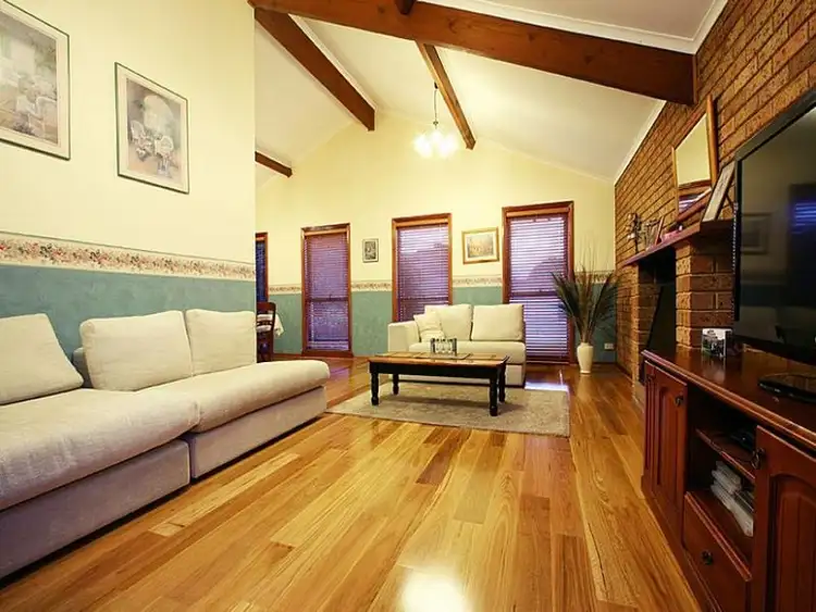 Fourth view of Homely house listing, 2 Rhode Island Court, Taylors Lakes VIC 3038