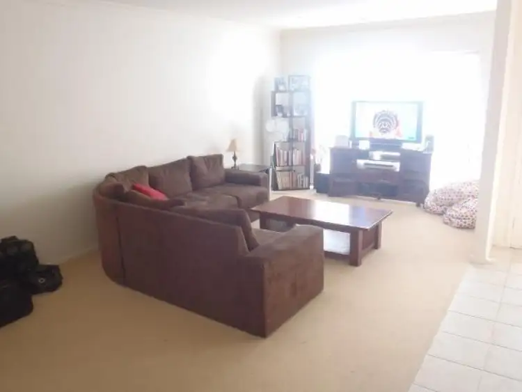 Sixth view of Homely townhouse listing, 11 Wentworth Dve, Taylors Lakes VIC 3038