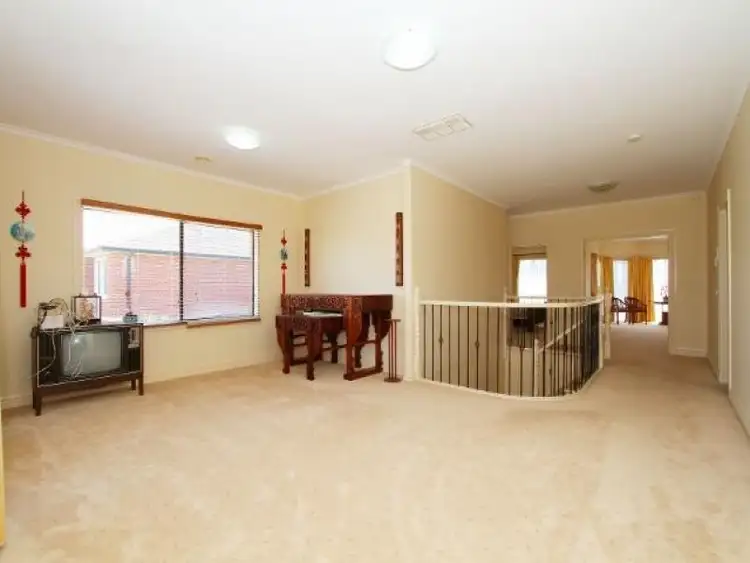 Fourth view of Homely house listing, 2 Nolan Place, Taylors Lakes VIC 3038