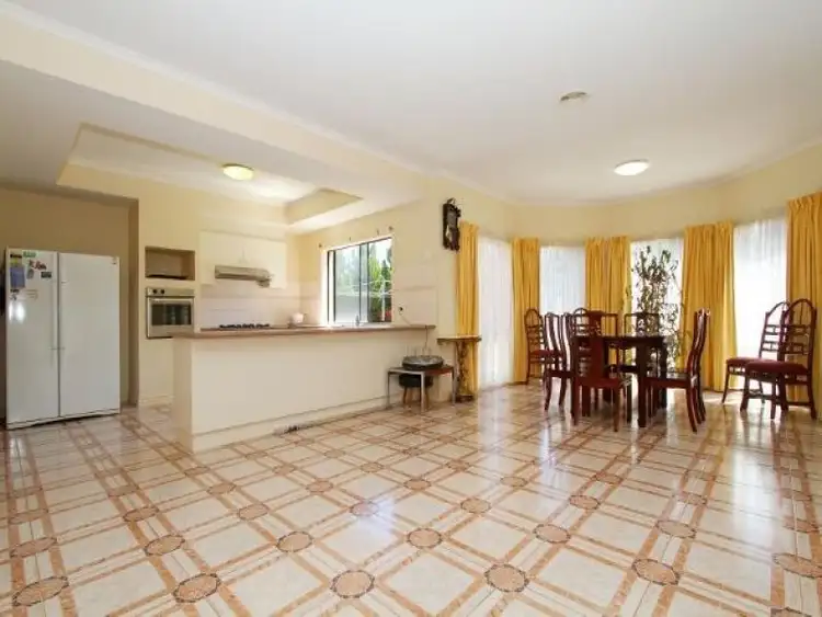 Seventh view of Homely house listing, 2 Nolan Place, Taylors Lakes VIC 3038