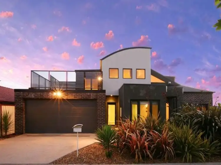 51 Landscape Drive, Hillside VIC 3037