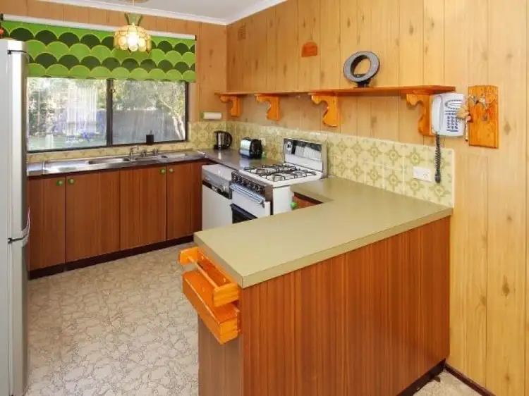 Seventh view of Homely house listing, 5 Wimmera Crescent, Keilor Downs VIC 3038
