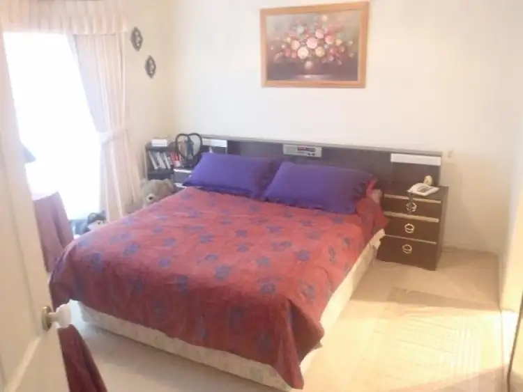 Seventh view of Homely house listing, 1 Glover Court, Taylors Lakes VIC 3038