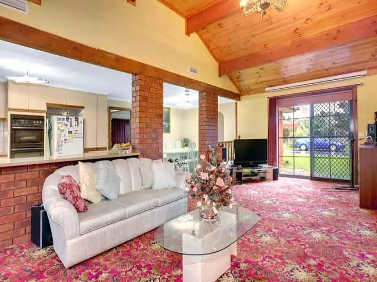 Fifth view of Homely house listing, 2 Ajax Close, Keilor Downs VIC 3038