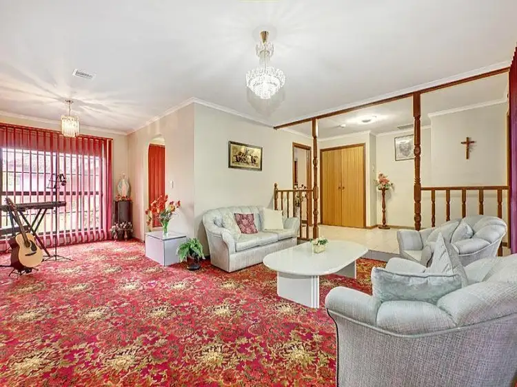 Seventh view of Homely house listing, 2 Ajax Close, Keilor Downs VIC 3038