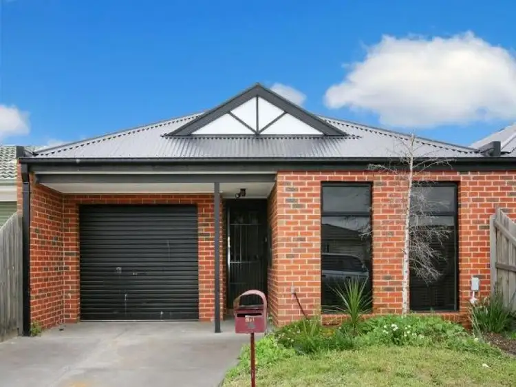 1/5 Elgin Close, Hillside VIC 3037