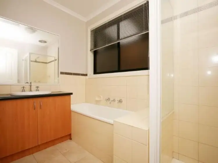 Sixth view of Homely unit listing, 1/5 Elgin Close, Hillside VIC 3037