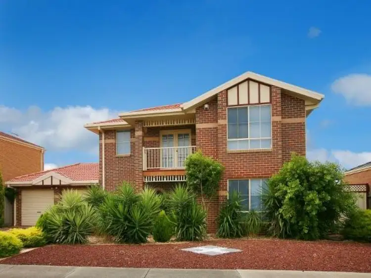 6 Cressida Crescent, Sydenham VIC 3037