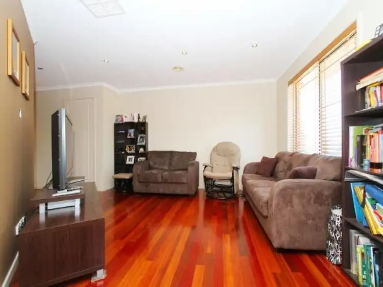 Fifth view of Homely house listing, 19 Silvana Way, Hillside VIC 3037