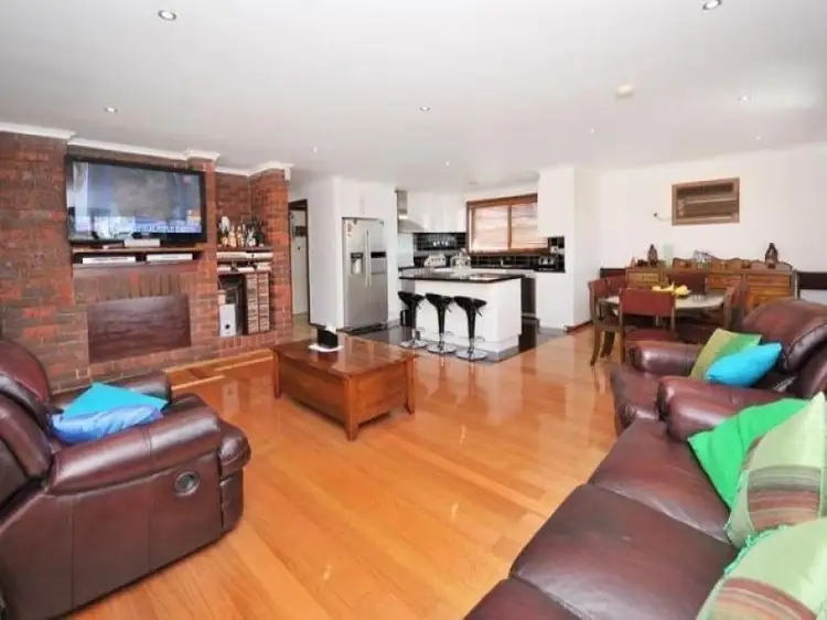 Fourth view of Homely house listing, 5 Narong Place, Keilor Downs VIC 3038