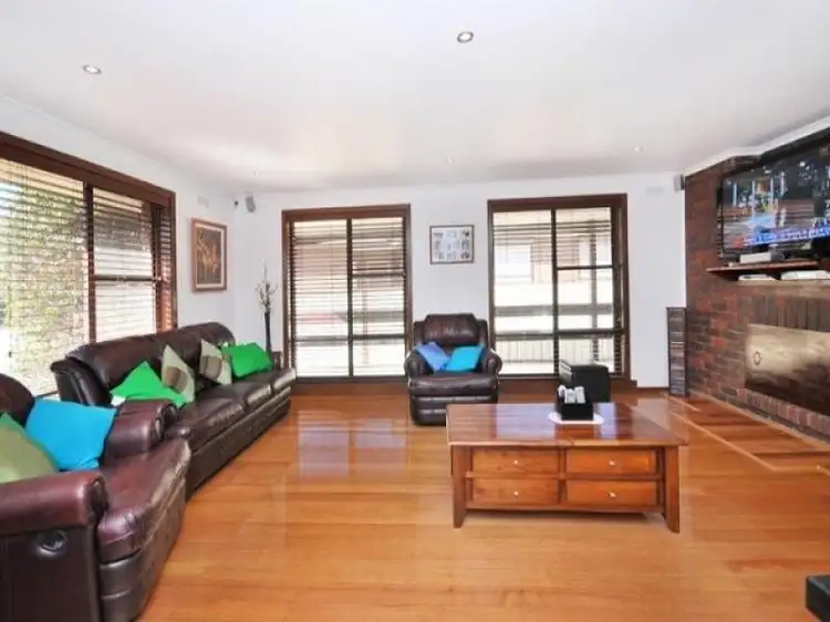 Fifth view of Homely house listing, 5 Narong Place, Keilor Downs VIC 3038