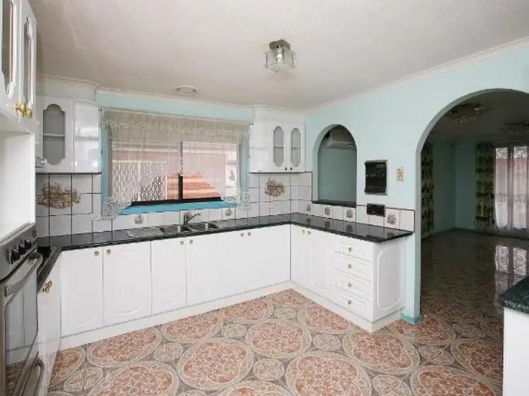 Second view of Homely house listing, 5 Bellevue Drive, Keilor Downs VIC 3038