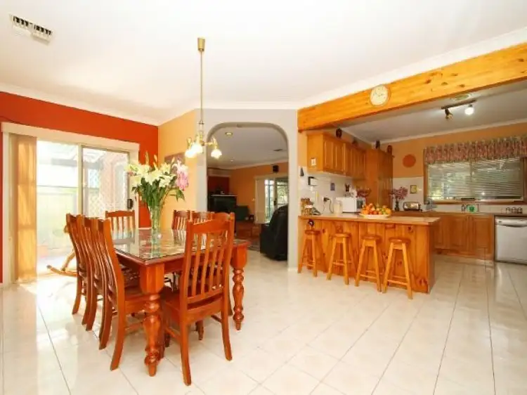 Fifth view of Homely house listing, 15 Parrakeet Court, Taylors Lakes VIC 3038