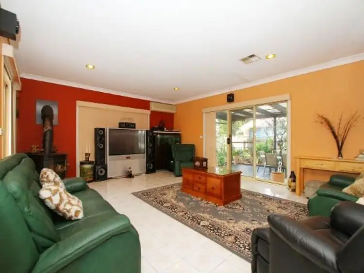 Seventh view of Homely house listing, 15 Parrakeet Court, Taylors Lakes VIC 3038