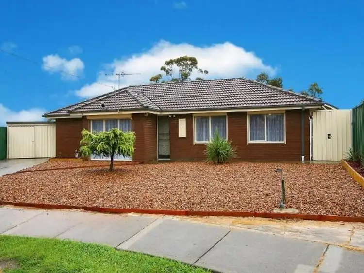 15 Bracknell Place, Deer Park VIC 3023