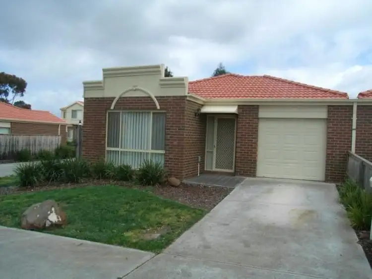 13 Kristian Drive, Hillside VIC 3037