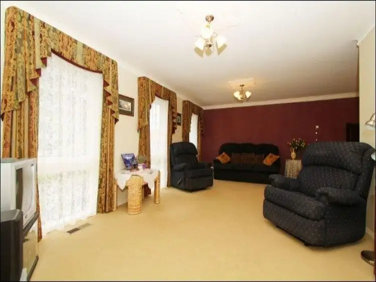 Seventh view of Homely house listing, 7 Innes Court, Taylors Lakes VIC 3038