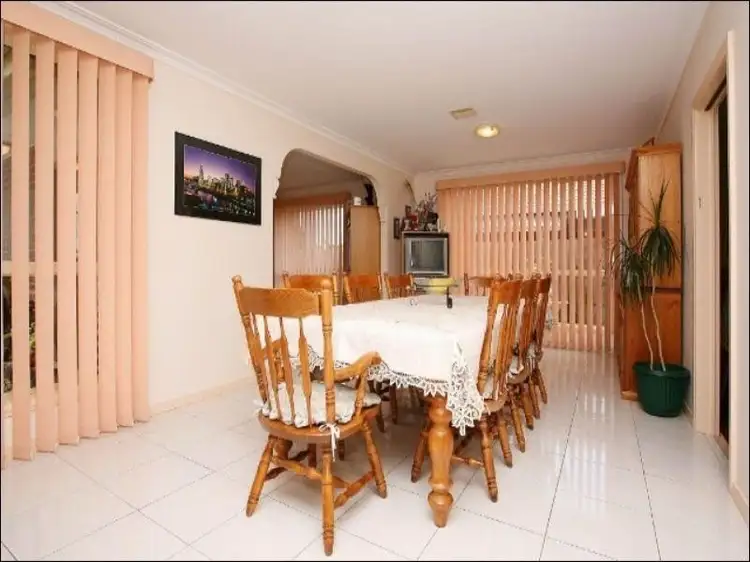 Third view of Homely house listing, 33 Cynthia Court, Hillside VIC 3037