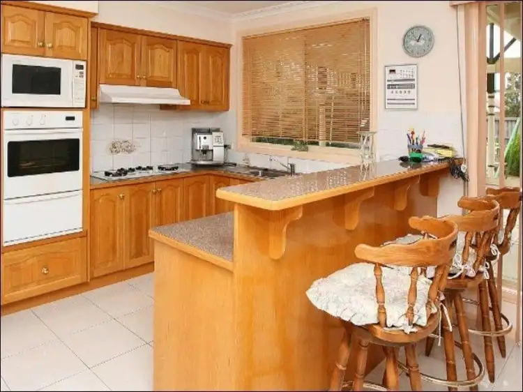 Fourth view of Homely house listing, 33 Cynthia Court, Hillside VIC 3037