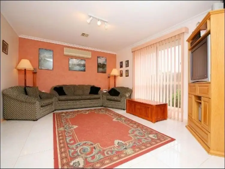 Sixth view of Homely house listing, 33 Cynthia Court, Hillside VIC 3037
