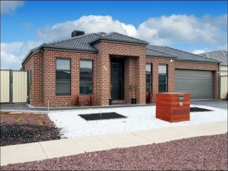 28 Jacaranda Drive, Taylors Hill VIC 3037