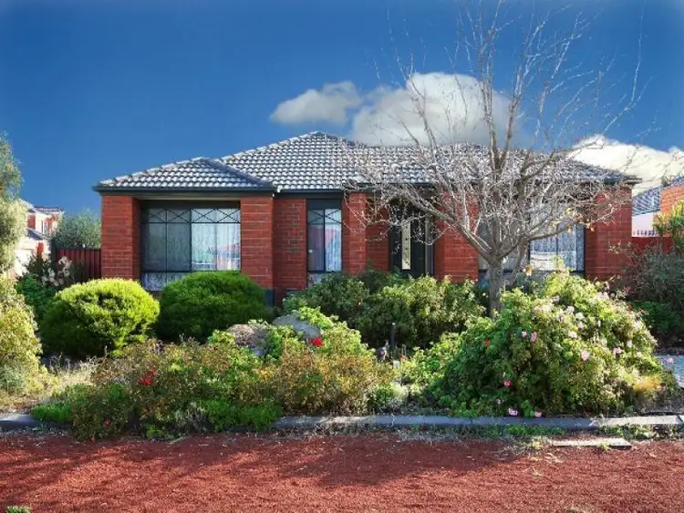 1 Perret Walk, Sydenham VIC 3037