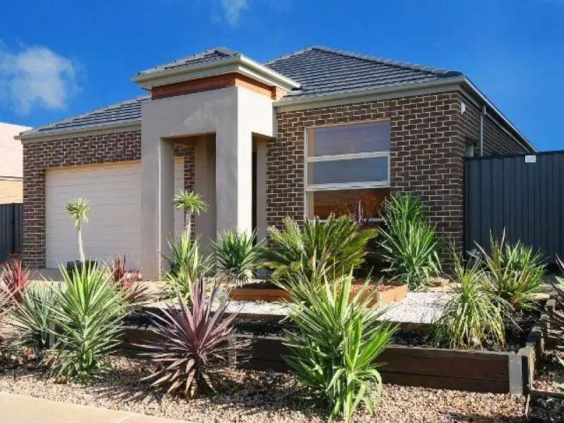 Main view of Homely house listing, 29 Domain Drive, Hillside VIC 3037