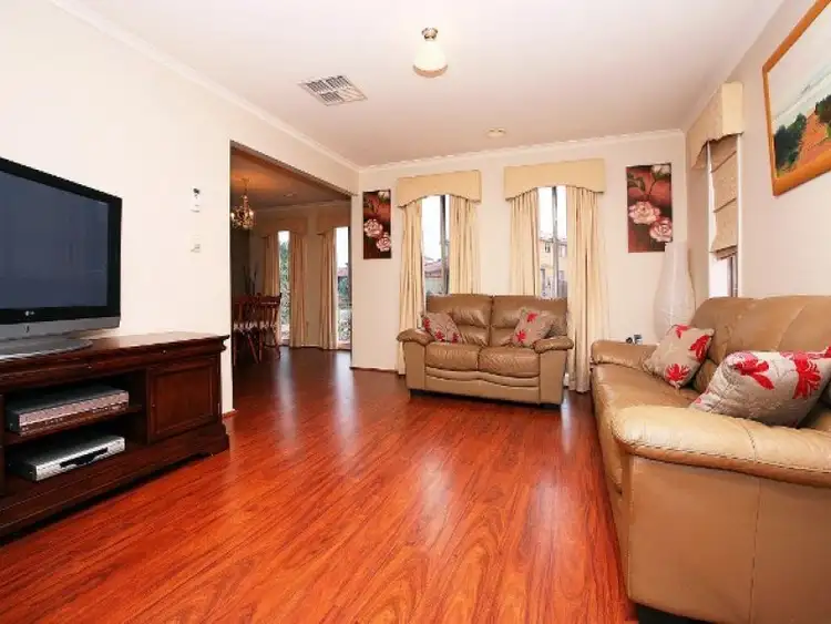 Seventh view of Homely house listing, 4 Lyell Place, Taylors Lakes VIC 3038