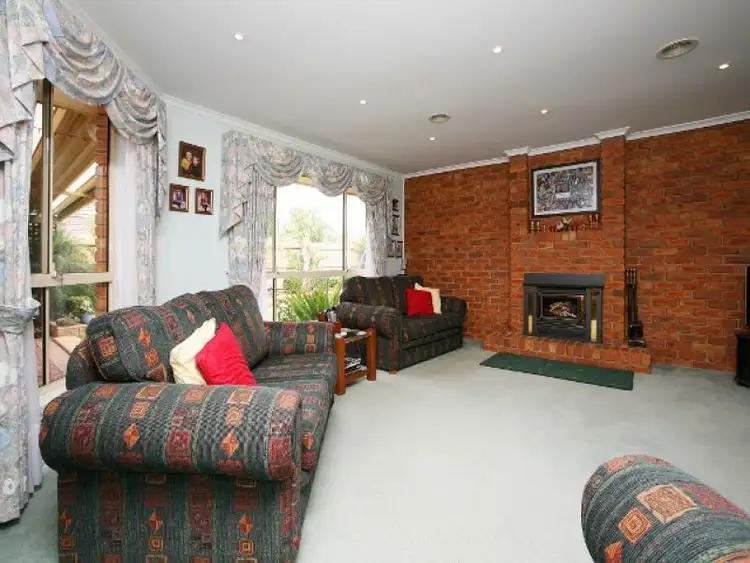 Sixth view of Homely house listing, 9 Jenny Court, Hillside VIC 3037
