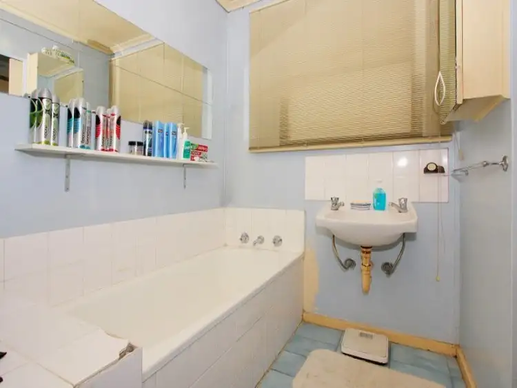 Fifth view of Homely house listing, 62 Oakwood Road, Albanvale VIC 3021