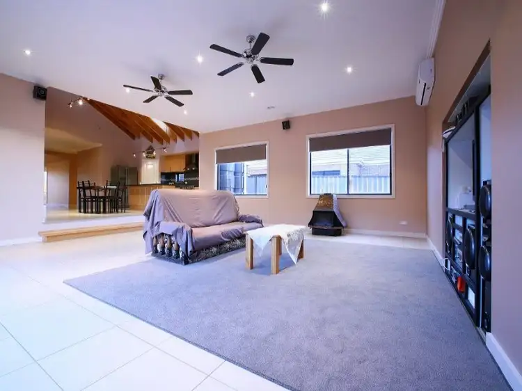 Fourth view of Homely house listing, 20 Bloomsbury Court, Hillside VIC 3037