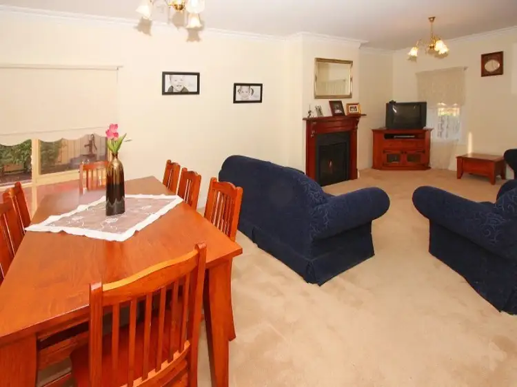 Fourth view of Homely house listing, 6 Wetherby Court, Hillside VIC 3037