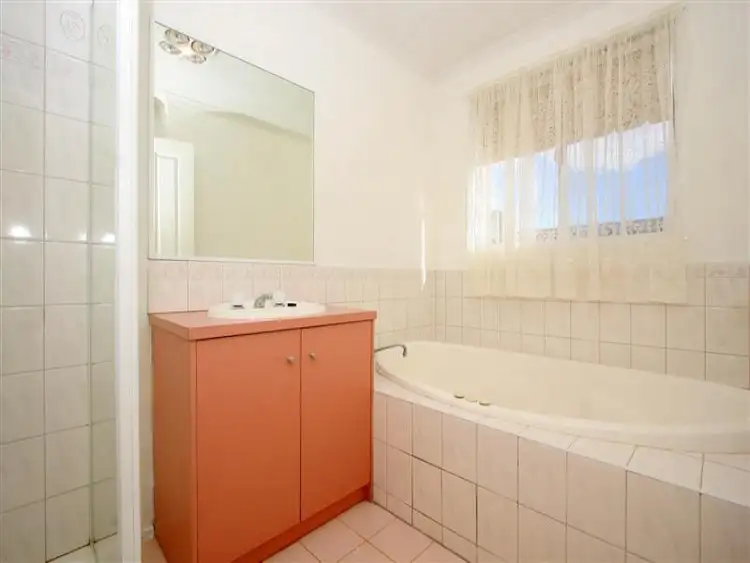 Seventh view of Homely house listing, 7 Brogil Walk, Sydenham VIC 3037