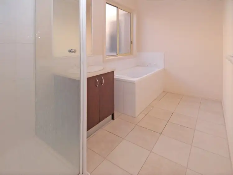 Fifth view of Homely house listing, 2 Sarkis Mews, Hillside VIC 3037