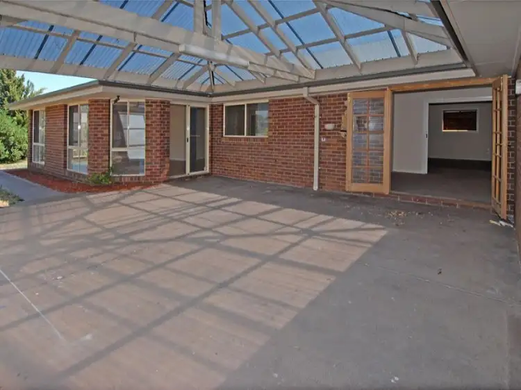 Fifth view of Homely house listing, 33 Golden Way, Hillside VIC 3037
