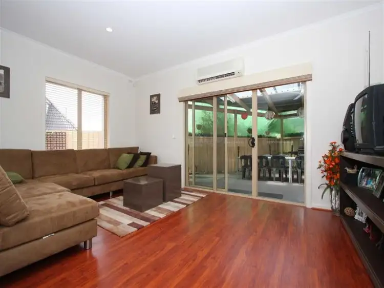 Third view of Homely house listing, 6 Penlow Court, Hillside VIC 3037