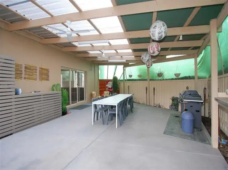 Fifth view of Homely house listing, 6 Penlow Court, Hillside VIC 3037