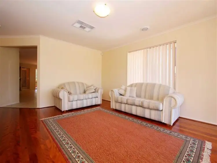 Fifth view of Homely house listing, 4 Cambridge Crescent, Taylors Lakes VIC 3038