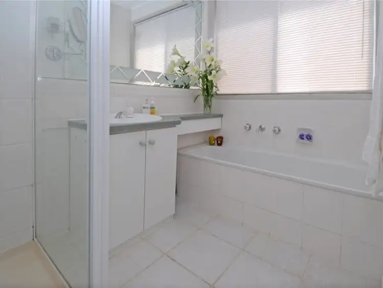 Sixth view of Homely house listing, 4 Anora Court, Keilor Downs VIC 3038