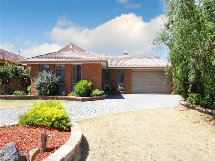 Second view of Homely house listing, 7 Cliffer Place, Taylors Lakes VIC 3038
