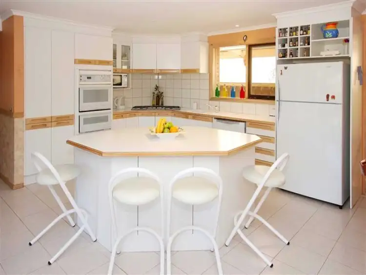 Fourth view of Homely house listing, 7 Cliffer Place, Taylors Lakes VIC 3038