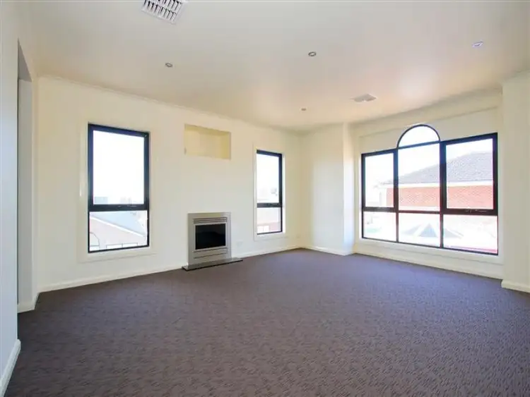 Seventh view of Homely house listing, 5 MacDonald Place, Taylors Hill VIC 3037