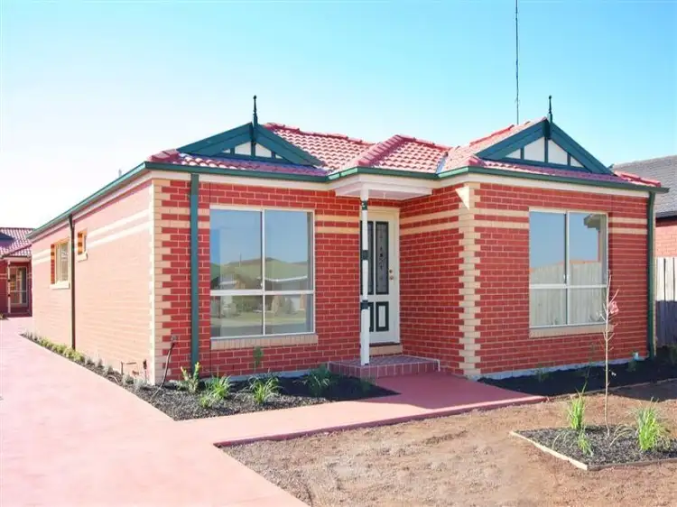 38 Allenby Road, Hillside VIC 3037