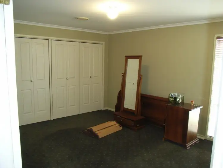 Sixth view of Homely house listing, 8 Correa Close, Delahey VIC 3037